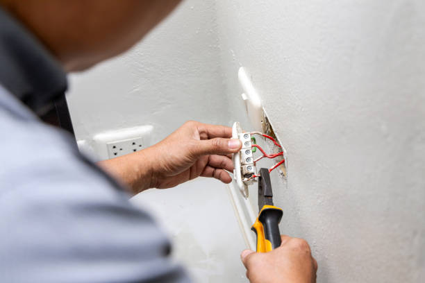 Best Electrical Outlet Repair  in Chagrin Falls, OH